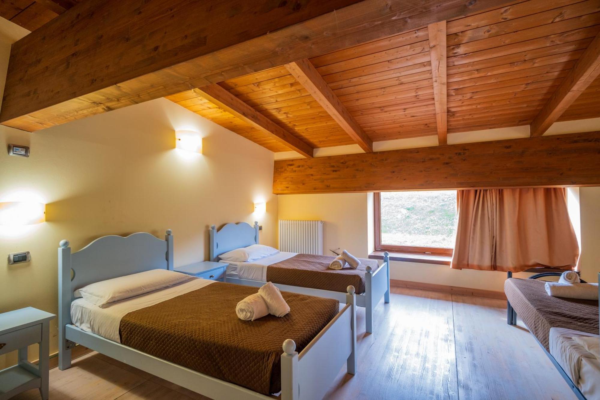 Agriturismo Borgo Biaia Camporgiano Exterior photo