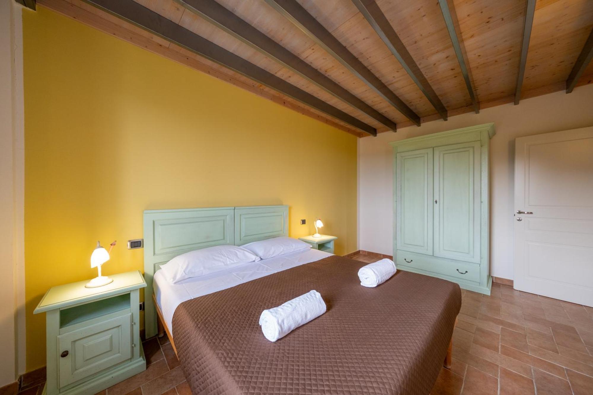 Agriturismo Borgo Biaia Camporgiano Exterior photo
