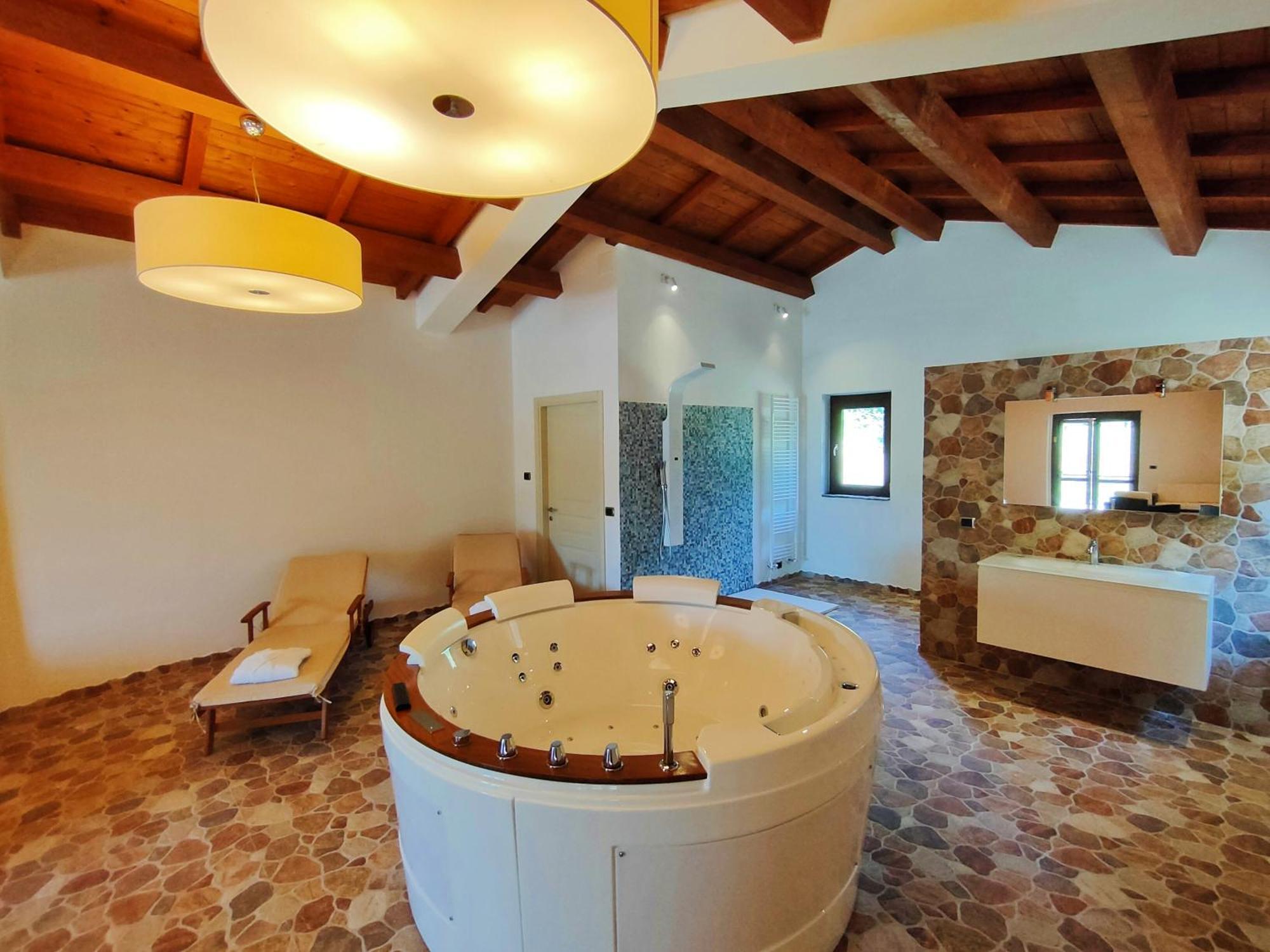 Agriturismo Borgo Biaia Camporgiano Room photo