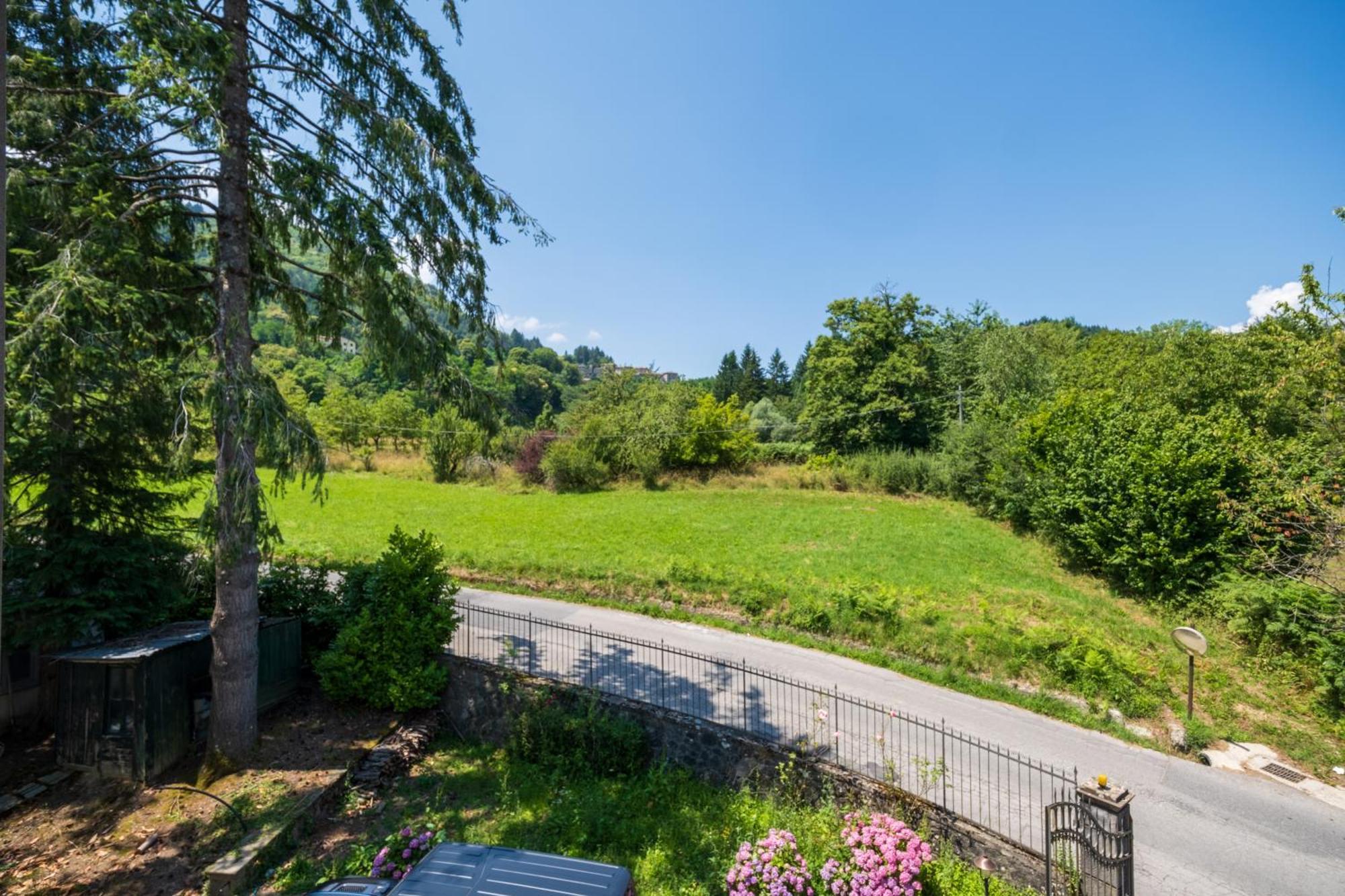 Agriturismo Borgo Biaia Camporgiano Exterior photo